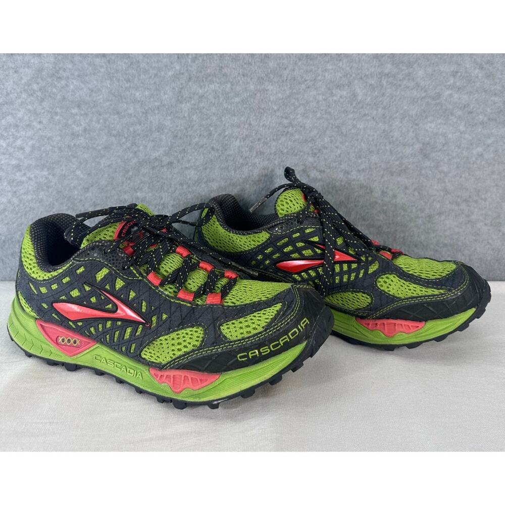Brooks Women's sz 8 Cascadia 7 Green & Pink Trail Running Sneaker Outdoor Hiking
